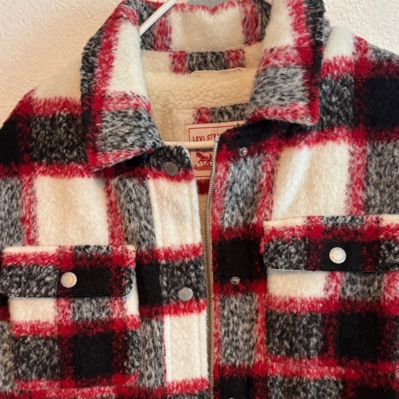 Women's Levi's® Long Plaid Shacket New without Tags - Picture 4 of 7